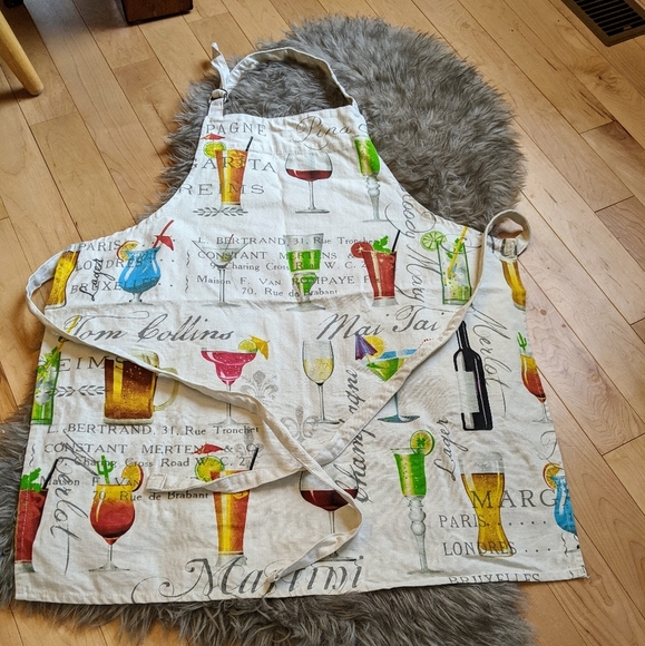 👕Michel Design Works - Cocktail Apron - Picture 2 of 5